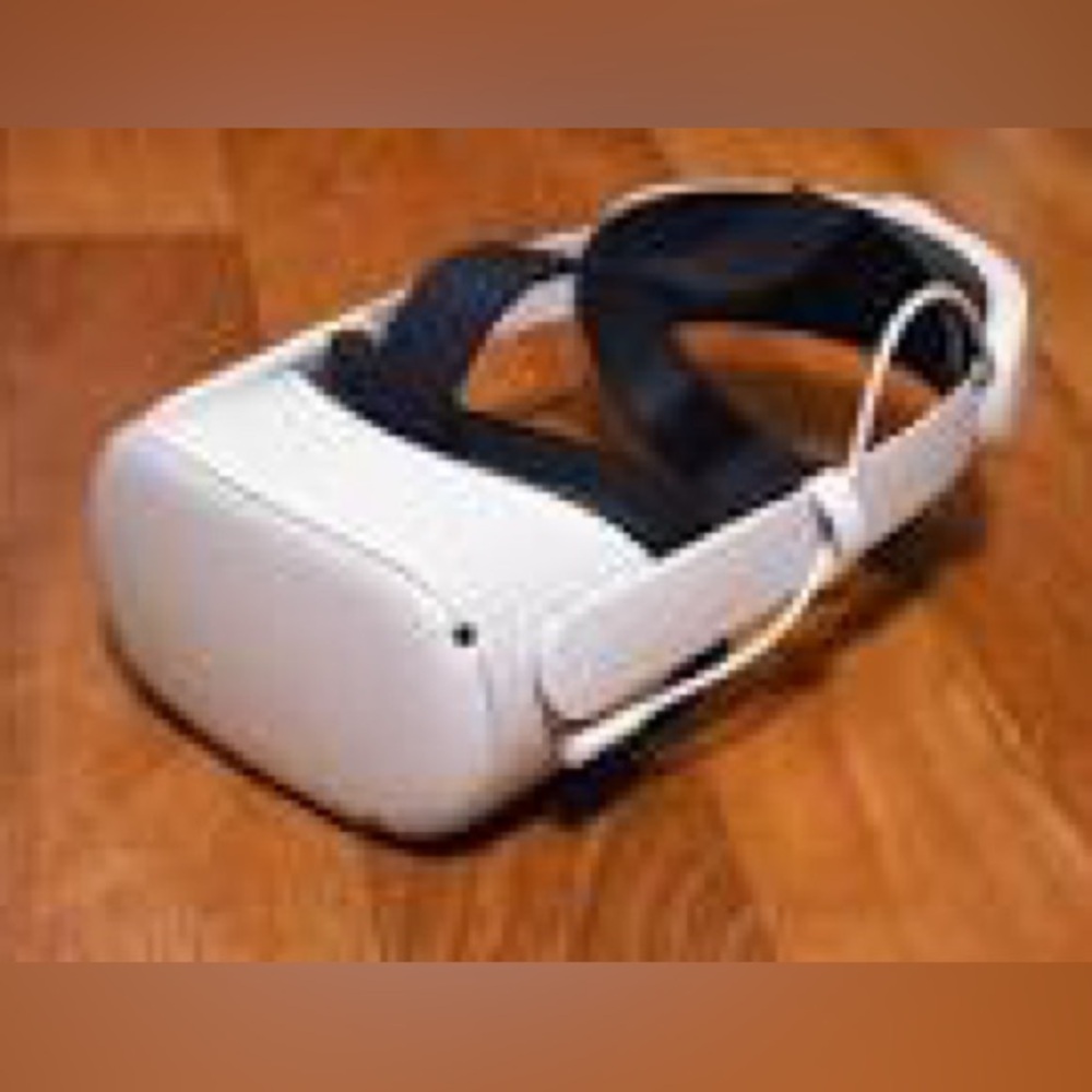 NWT Quest 2 Elite Strap with Battery and Carrying Case (strap and case only) - Picture 7 of 16